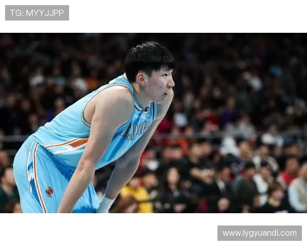 周琦在国际篮球舞台上的崛起与挑战:从青年才俊到国家队核心球员的成长之路