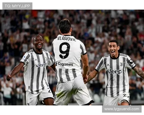 尤文图斯与斯帕尔精彩对决重播回顾赛场瞬间与精彩进球分析